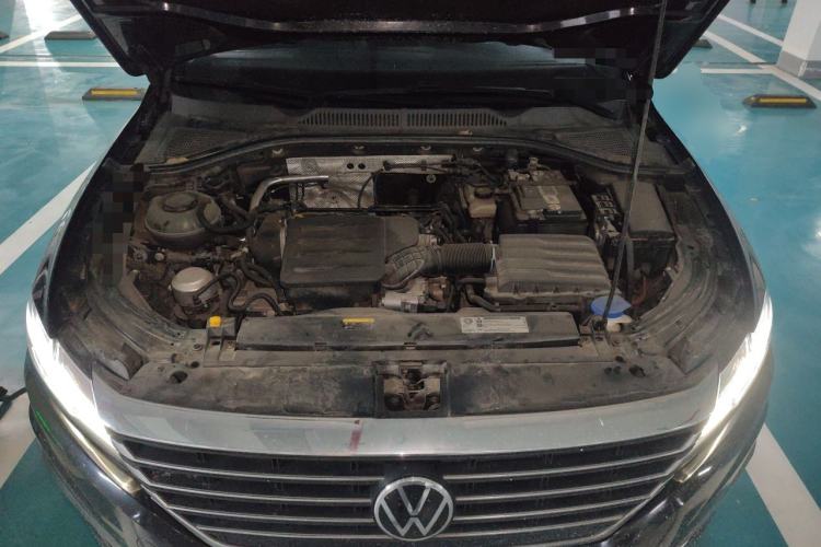 Used Volkswagen Lavida 2022 1.5L Automatic Comfort Edition Engine Bay
