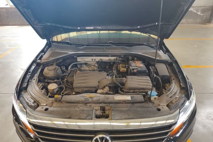 Used Volkswagen Lavida 2022 1.5L Automatic Fashion Edition Engine Bay