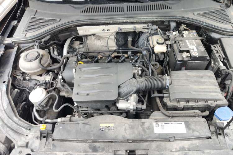 Used Volkswagen Lavida 2022 1.5L Automatic Comfort Edition Engine Bay