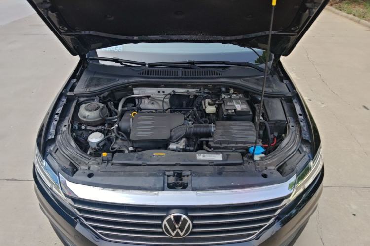 Used Volkswagen Lavida 2022 1.5L Automatic Comfort Edition Engine Bay