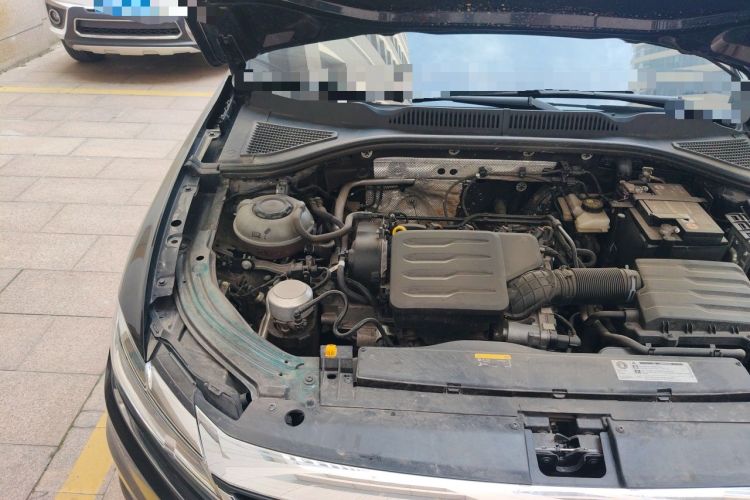 Used Volkswagen Lavida 2022 1.5L Automatic Vision Edition Engine Bay Right
