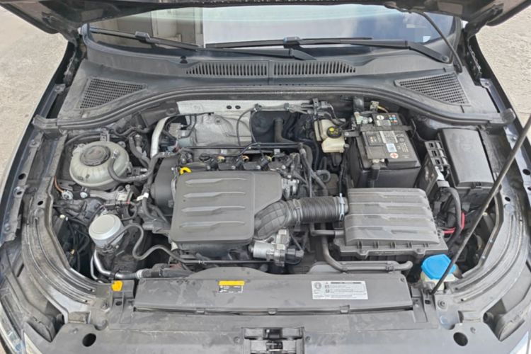 Used Volkswagen Lavida 2022 1.5L Automatic Comfort Edition Engine Bay