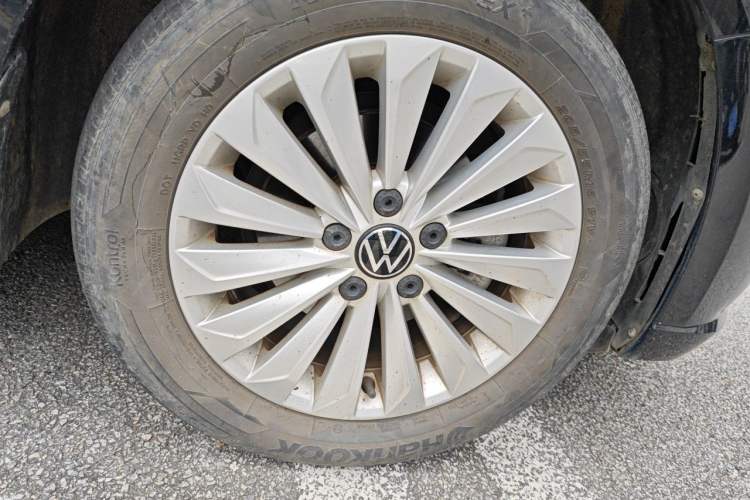 Used Volkswagen Lavida 2022 1.5L Automatic Vision Edition Exterior 7