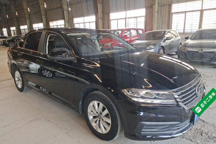 Used Volkswagen Lavida 2022 1.5L Automatic Fashion Edition Front Right 45 Deg