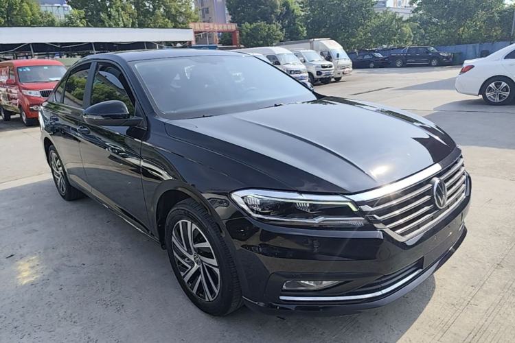 Used Volkswagen Lavida 2022 280TSI DSG Comfort Edition Front Right 45 Deg