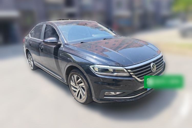 Used Volkswagen Lavida 2022 280TSI DSG Comfort Edition Front Right 45 Deg