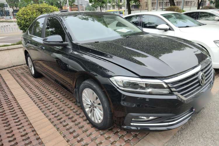 Used Volkswagen Lavida 2022 1.5L Automatic Comfort Edition Front Right 45 Deg
