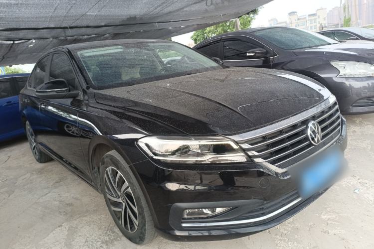 Used Volkswagen Lavida 2022 280TSI DSG Comfort Edition Front Right 45 Deg