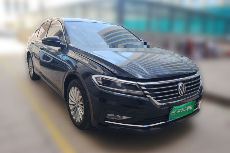 Used Volkswagen Lavida 2022 1.5L Automatic Vision Edition Front Right 45 Deg
