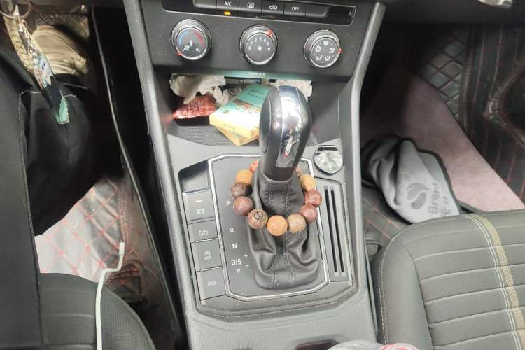 Used Volkswagen Lavida 2022 280TSI DSG Comfort Edition Gear Lever