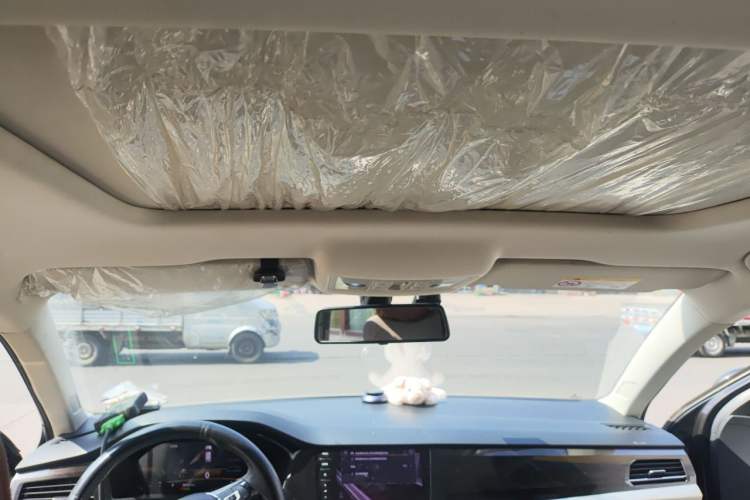 Used Volkswagen Lavida 2022 1.5L Automatic Comfort Edition Headliner
