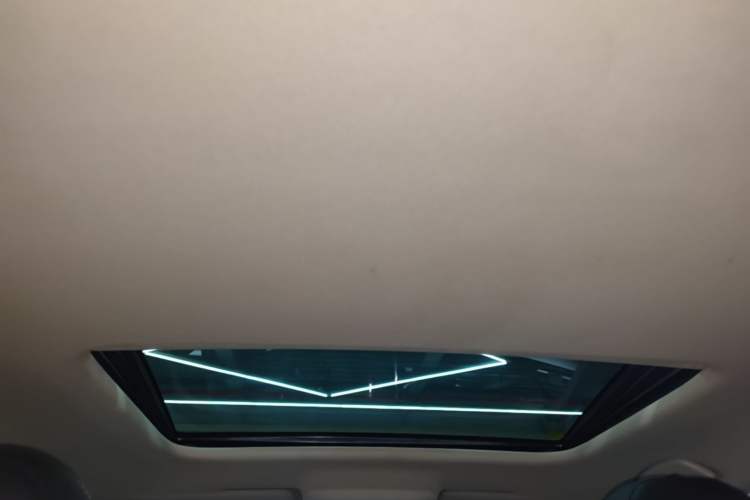 Used Volkswagen Lavida 2022 1.5L Automatic Comfort Edition Headliner