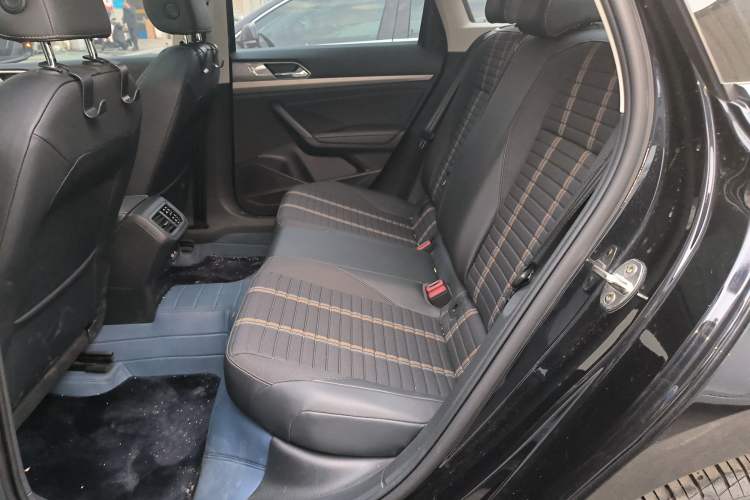 Used Volkswagen Lavida 2022 280TSI DSG Comfort Edition Interior 4