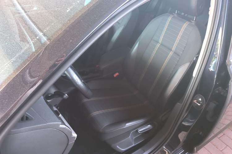 Used Volkswagen Lavida 2022 280TSI DSG Comfort Edition Left Front Seat