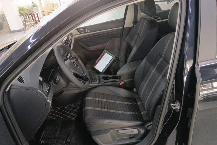 Used Volkswagen Lavida 2022 280TSI DSG Comfort Edition Left Front Seat
