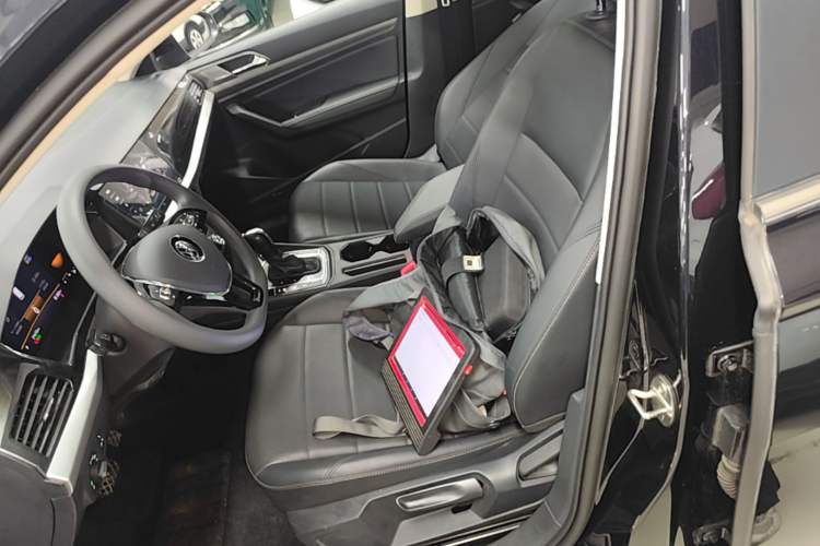 Used Volkswagen Lavida 2022 1.5L Automatic Comfort Edition Left Front Seat