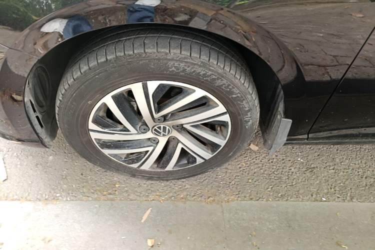 Used Volkswagen Lavida 2022 280TSI DSG Comfort Edition Left Front Wheel Hub