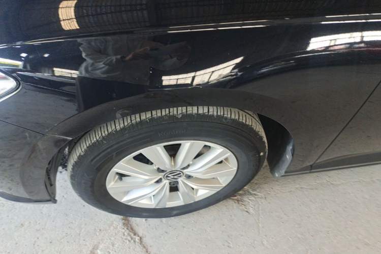 Used Volkswagen Lavida 2022 1.5L Automatic Fashion Edition Left Front Wheel Hub
