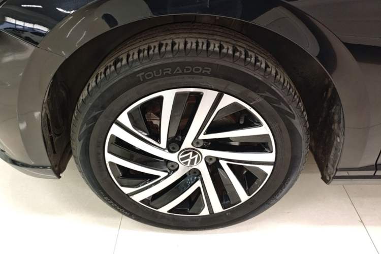 Used Volkswagen Lavida 2022 280TSI DSG Comfort Edition Left Front Wheel Hub