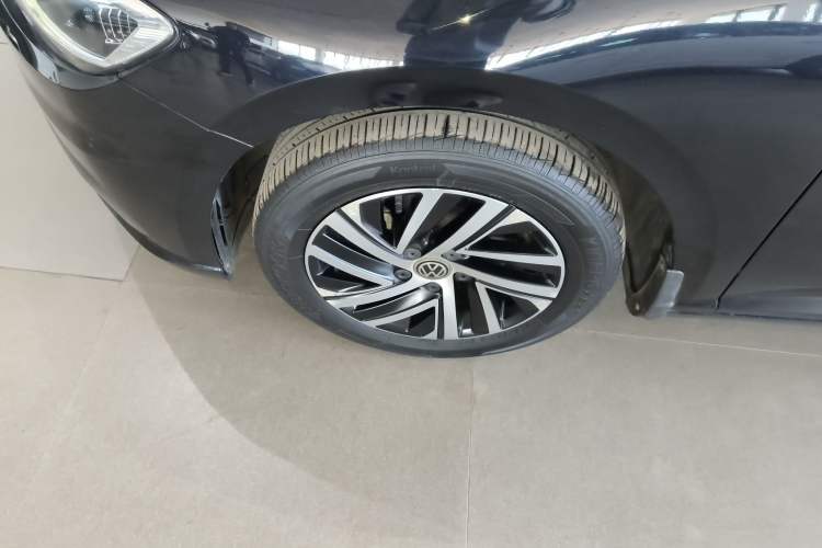 Used Volkswagen Lavida 2022 280TSI DSG Comfort Edition Left Front Wheel Hub