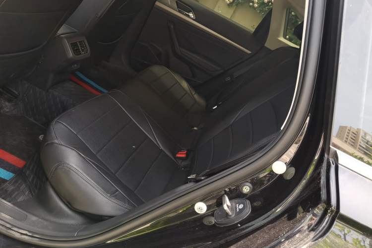 Used Volkswagen Lavida 2022 280TSI DSG Comfort Edition Left Rear Seat