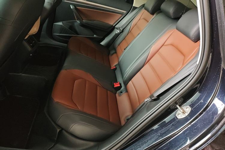Used Volkswagen Lavida 2022 280TSI DSG Luxury Edition Left Rear Seat