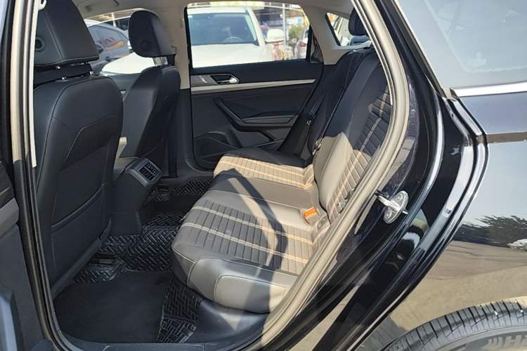 Used Volkswagen Lavida 2022 280TSI DSG Comfort Edition Left Rear Seat