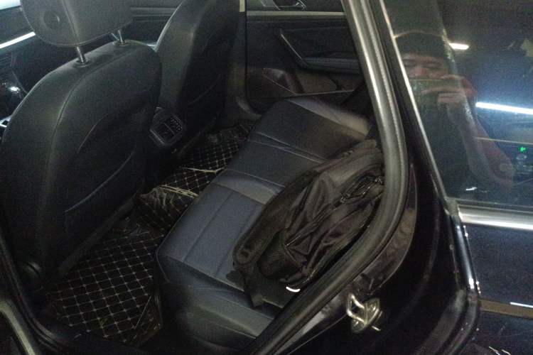 Used Volkswagen Lavida 2022 1.5L Automatic Comfort Edition Left Rear Seat