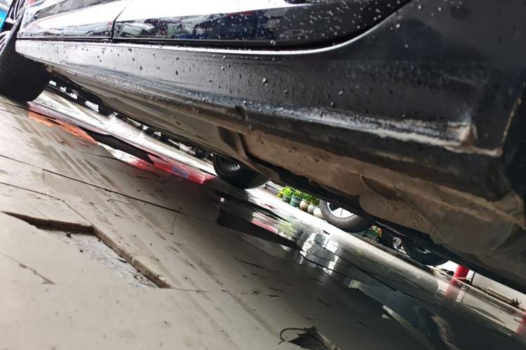 Used Volkswagen Lavida 2022 280TSI DSG Luxury Edition Left Side Sill