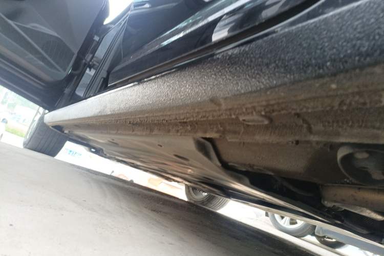 Used Volkswagen Lavida 2022 280TSI DSG Comfort Edition Left Side Sill
