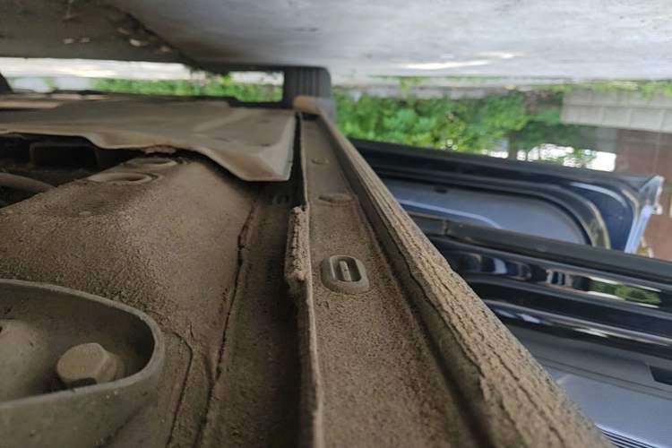 Used Volkswagen Lavida 2022 280TSI DSG Comfort Edition Left Side Sill