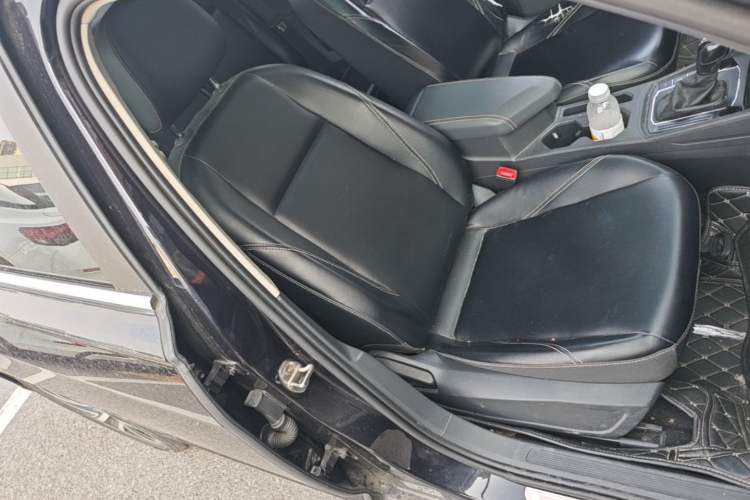 Used Volkswagen Lavida 2022 280TSI DSG Comfort Edition Right Front Seat