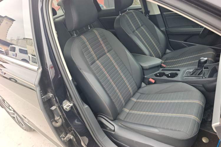 Used Volkswagen Lavida 2022 280TSI DSG Comfort Edition Right Front Seat