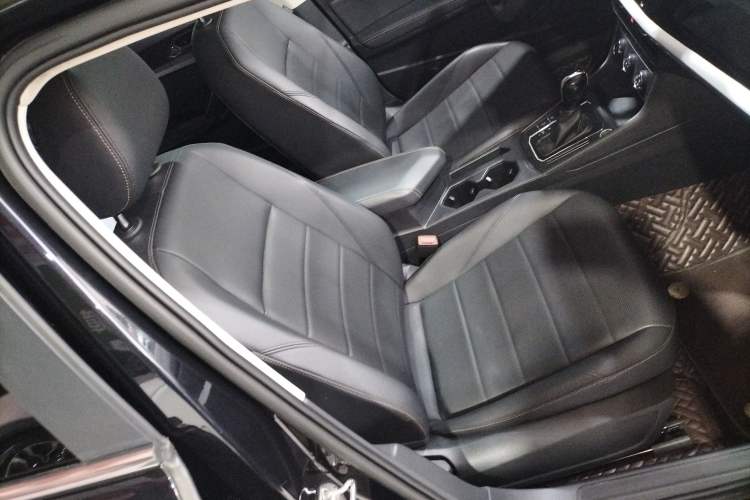 Used Volkswagen Lavida 2022 1.5L Automatic Comfort Edition Right Front Seat