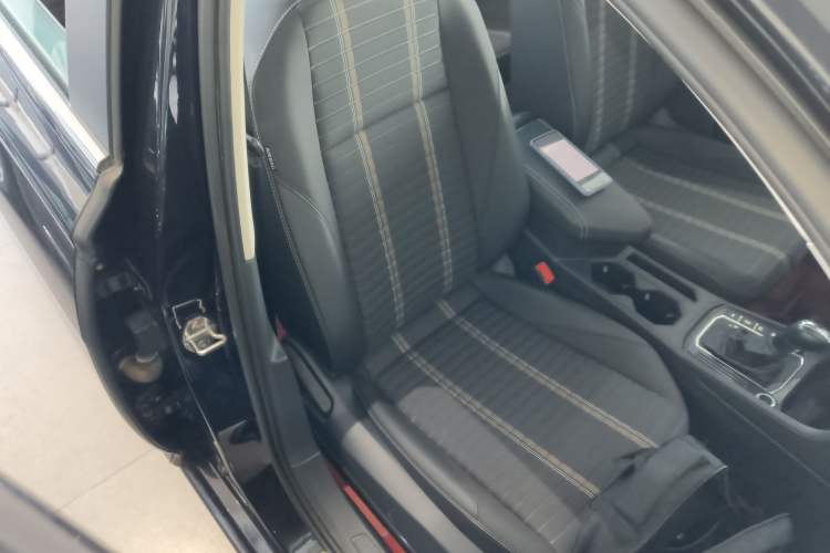 Used Volkswagen Lavida 2022 280TSI DSG Comfort Edition Right Front Seat