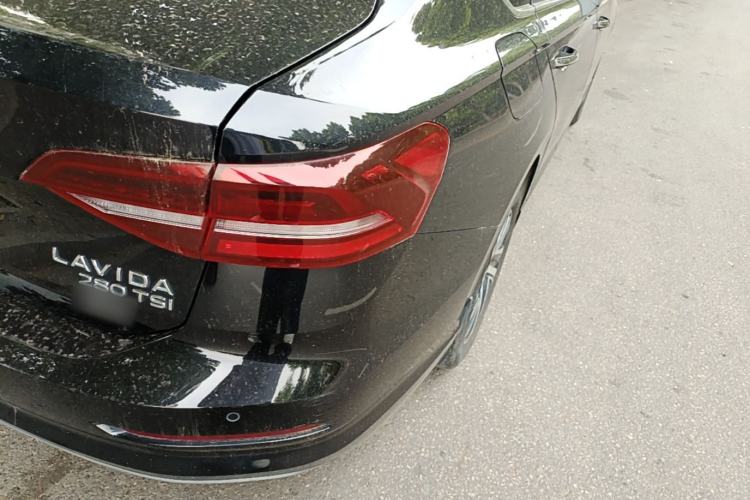 Used Volkswagen Lavida 2022 280TSI DSG Comfort Edition Right Rear Taillight