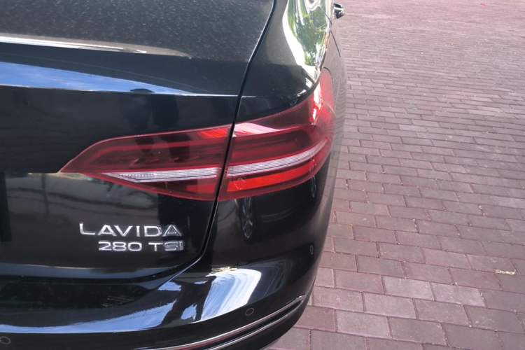 Used Volkswagen Lavida 2022 280TSI DSG Comfort Edition Right Rear Taillight