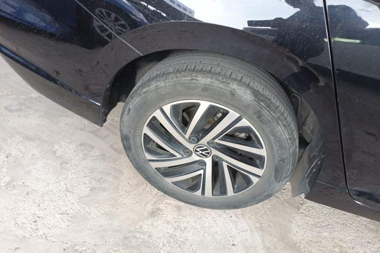 Used Volkswagen Lavida 2022 280TSI DSG Comfort Edition Right Rear Wheel Hub