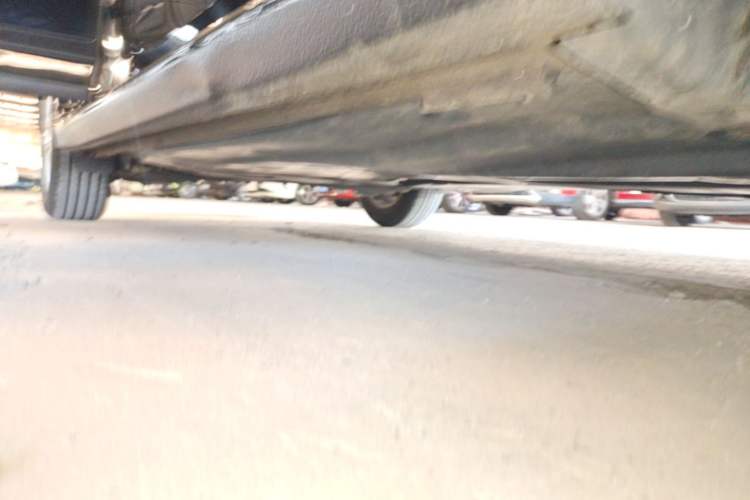 Used Volkswagen Lavida 2022 1.5L Automatic Fashion Edition Right Side Sill