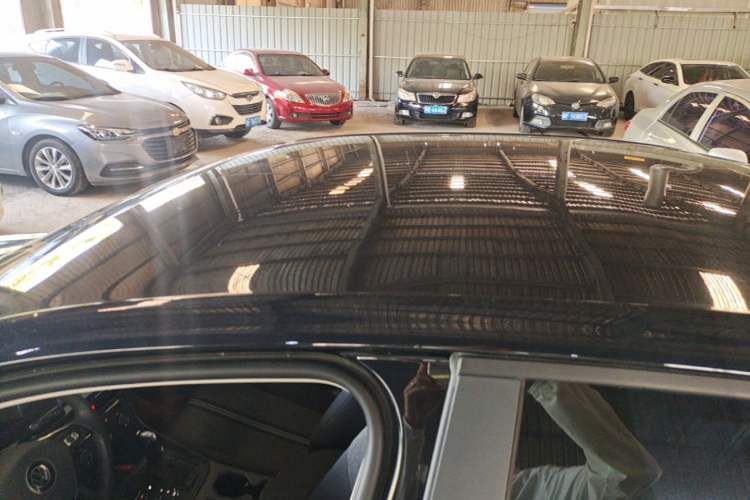 Used Volkswagen Lavida 2022 1.5L Automatic Fashion Edition Roof