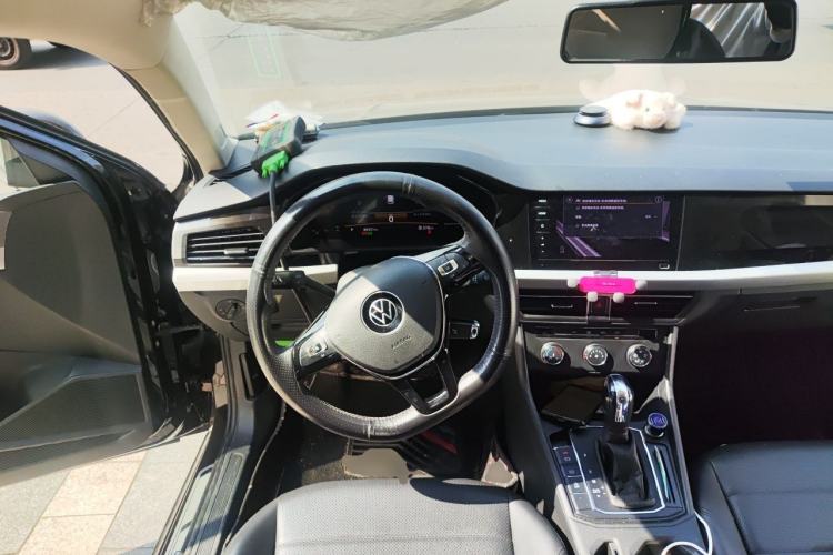 Used Volkswagen Lavida 2022 1.5L Automatic Comfort Edition Steering Wheel