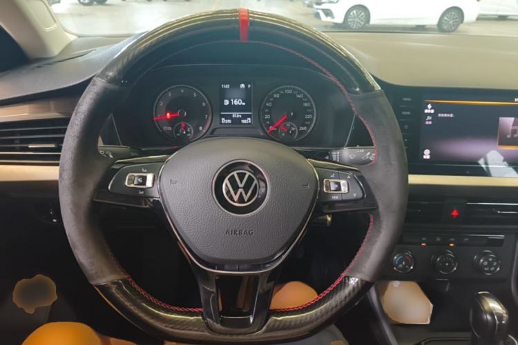 Used Volkswagen Lavida 2022 1.5L Automatic Fashion Edition Steering Wheel