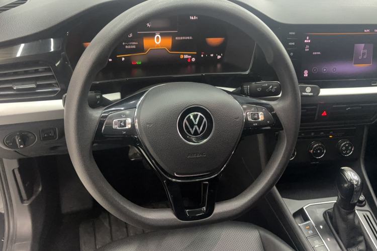 Used Volkswagen Lavida 2022 1.5L Automatic Comfort Edition Steering Wheel