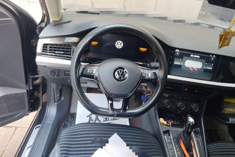 Used Volkswagen Lavida 2022 1.5L Automatic Vision Edition Steering Wheel
