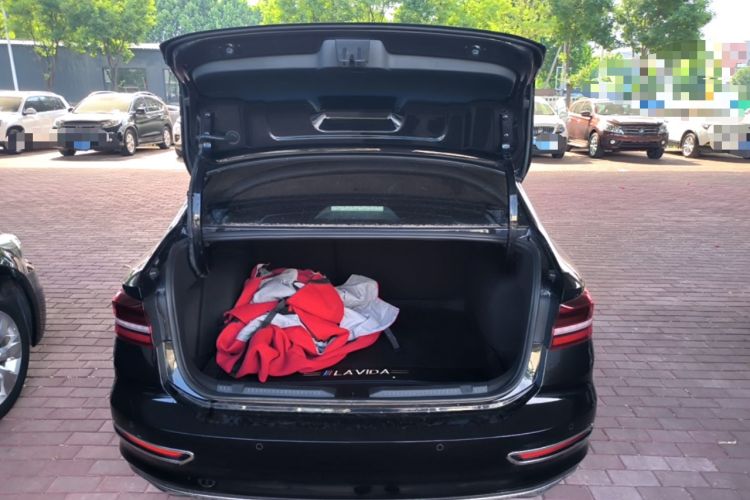 Used Volkswagen Lavida 2022 280TSI DSG Comfort Edition Trunk