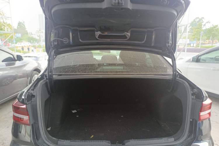 Used Volkswagen Lavida 2022 280TSI DSG Comfort Edition Trunk