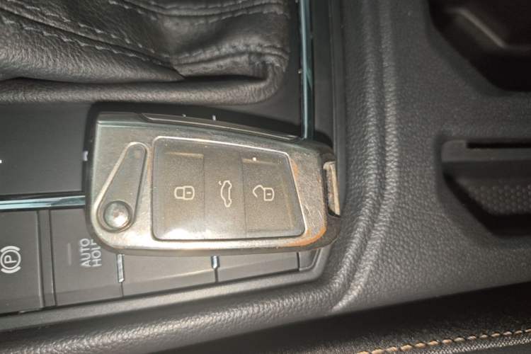 Used Volkswagen Lavida 2022 280TSI DSG Comfort Edition Vehicle Key