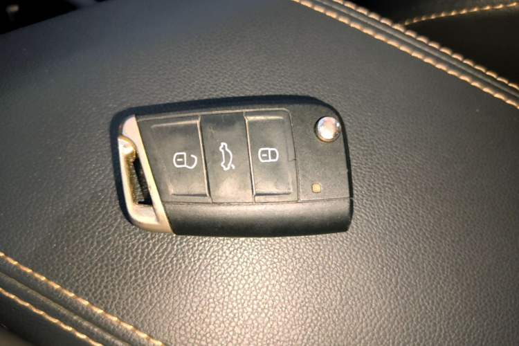 Used Volkswagen Lavida 2022 280TSI DSG Comfort Edition Vehicle Key