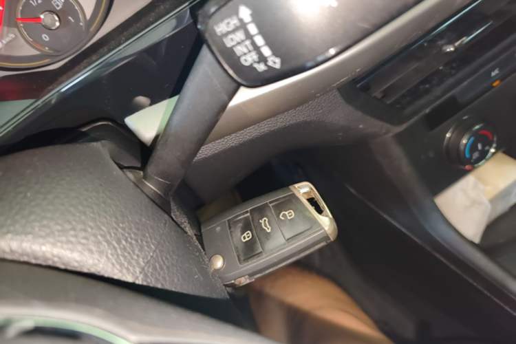 Used Volkswagen Lavida 2022 1.5L Automatic Fashion Edition Vehicle Key