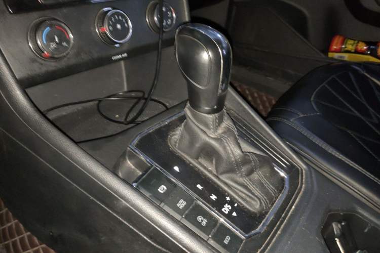 Used Volkswagen Lavida 2022 280TSI DSG Comfort Edition Gear Lever